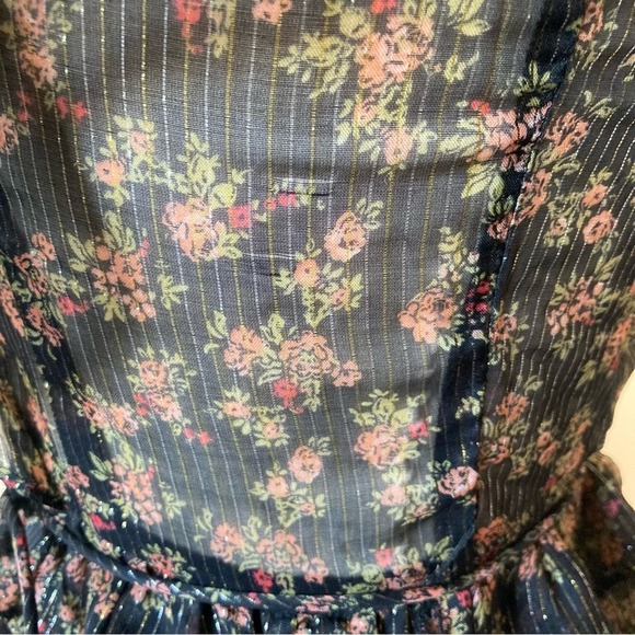 Topshop Tiered Ruffle Floral Button Front Blouse Size 2 - Picture 3 of 9